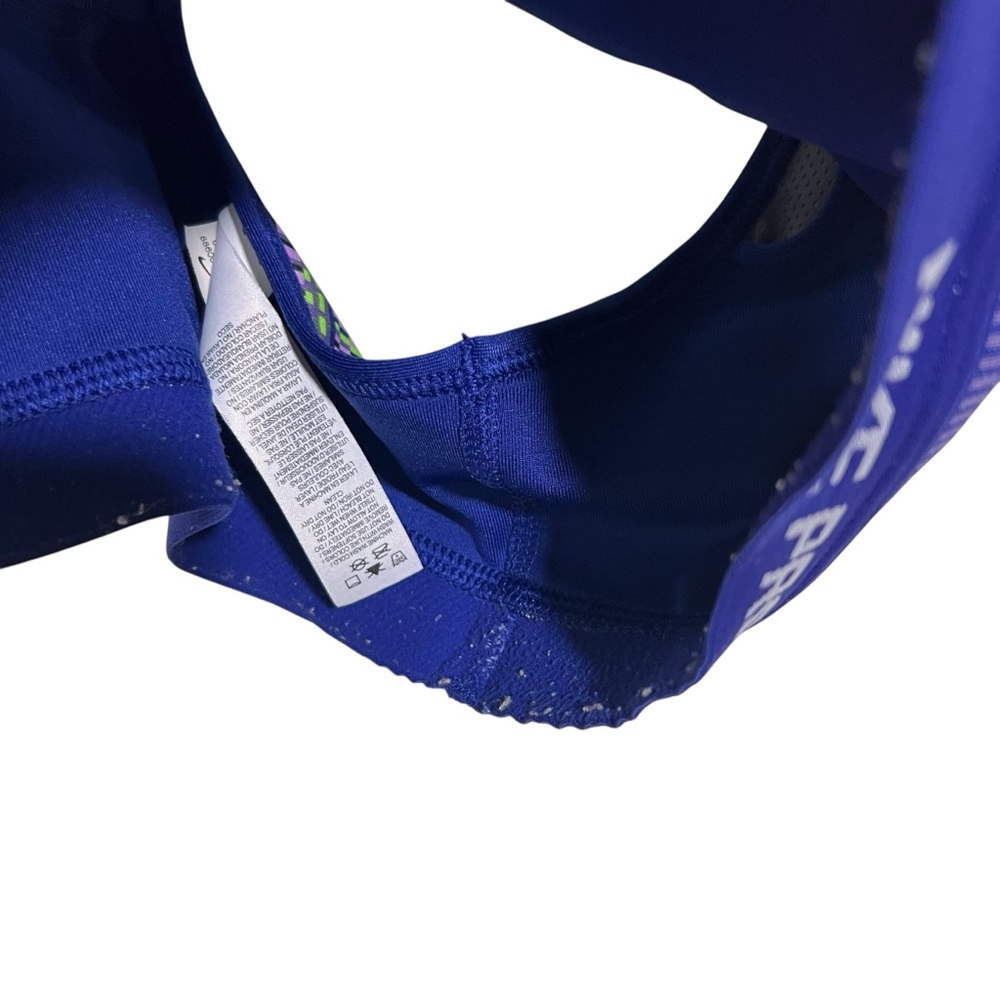 Nike Sports Bra Size Medium - Picture 5 of 6